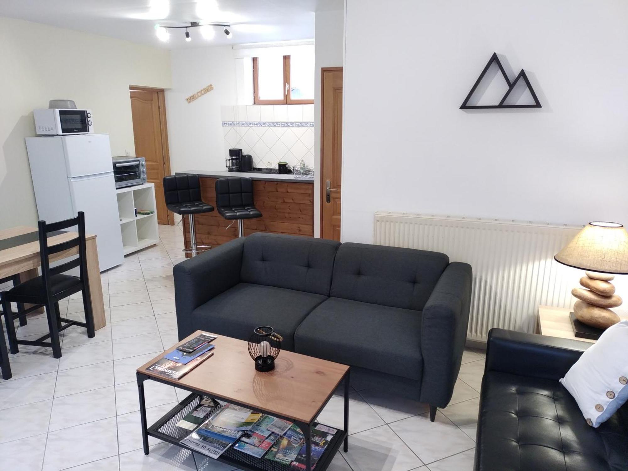 Les D'angres - N°3 Apartment *